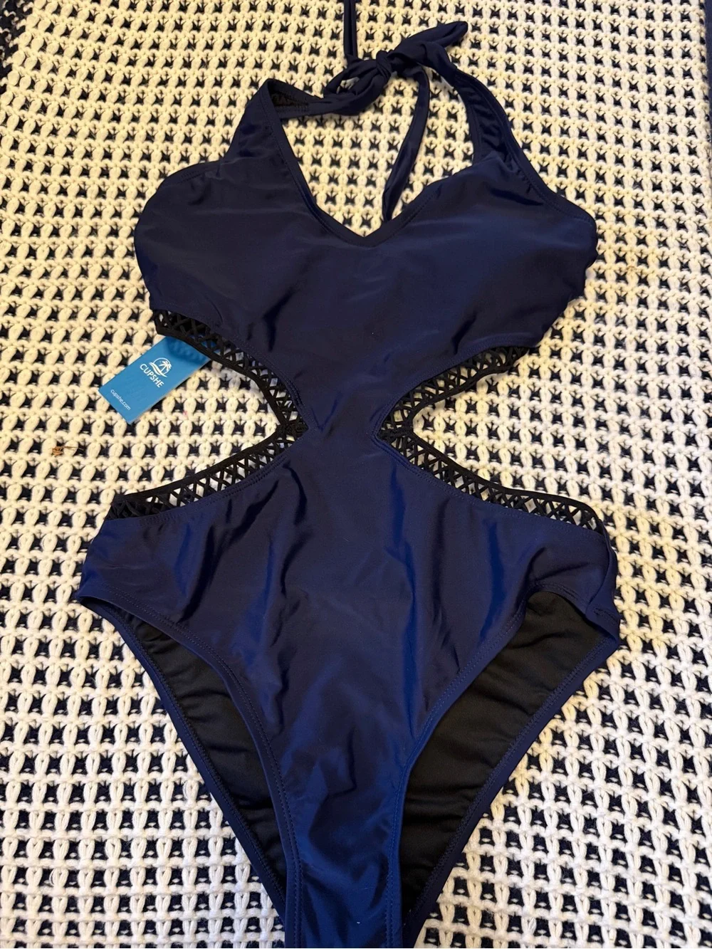 NWT - Cupshe Navy Cutout Halter One-Piece Swimsuit size Small